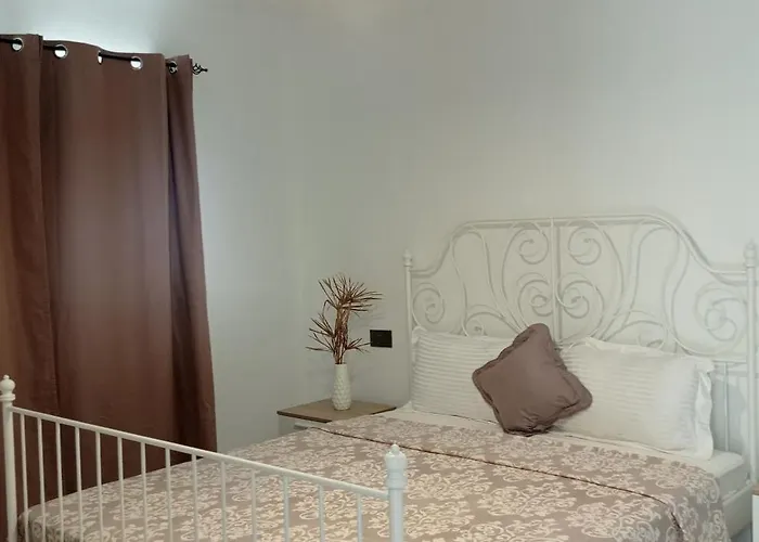 Self-catering 3