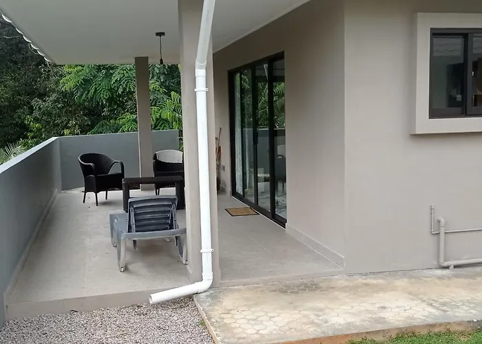 Self-catering 3 * Port Glaud